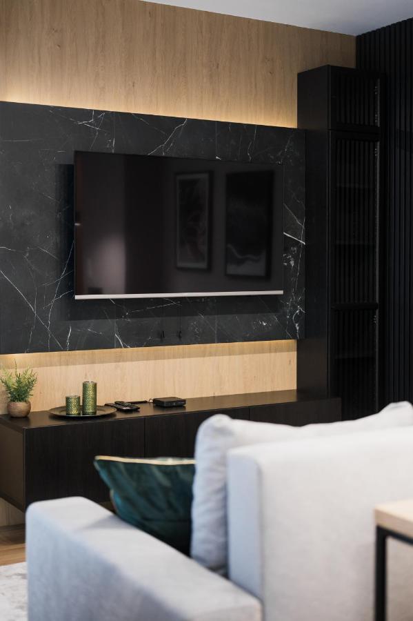 Tauron Arena Apartment With Garage - Krakow Lema Bagian luar foto